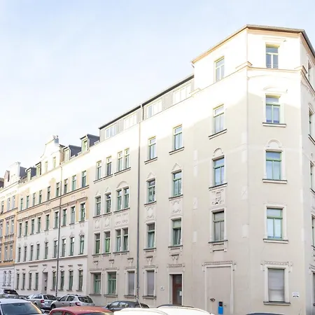 Stadtnatur Apartment Am Kuechwald - 2 Sz Mit Balkon, Waschmaschine, Streaming-Tv, Badewanne, Arbeitsplatz