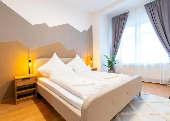 Daire Stadtnatur Am Kuechwald - 2 Sz Mit Balkon, Waschmaschine, Streaming-tv, Badewanne, Arbeitsplatz Chemnitz