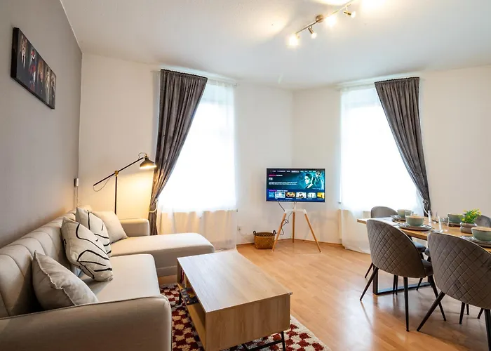 Stadtnatur Am Kuechwald - 2 Sz Mit Balkon, Waschmaschine, Streaming-tv, Badewanne, Arbeitsplatz