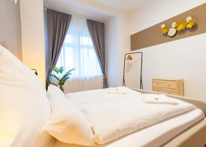 Stadtnatur Am Kuechwald - 2 Sz Mit Balkon, Waschmaschine, Streaming-tv, Badewanne, Arbeitsplatz *