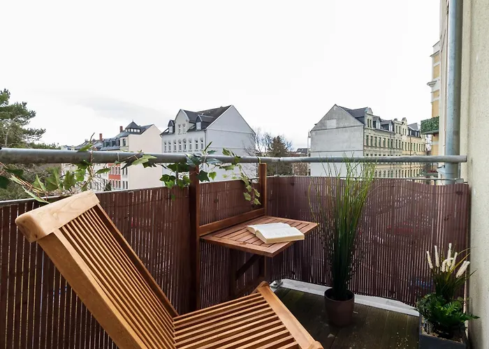 Stadtnatur Am Kuechwald - 2 Sz Mit Balkon, Waschmaschine, Streaming-tv, Badewanne, Arbeitsplatz Daire *