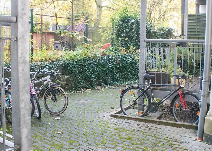 Daire Stadtnatur Am Kuechwald - 2 Sz Mit Balkon, Waschmaschine, Streaming-tv, Badewanne, Arbeitsplatz